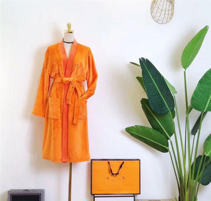 High quality Elegance Women men Bathrobes Warm Bath Robe Thick Flannel Winter Homewear Dressing Gown Coral Fleece Robes3256512
High quality Elegance Women men Bathrobes Warm Bath Robe Thick Flannel Winter Homewear Dressing Gown Coral Fleece Robes3256512