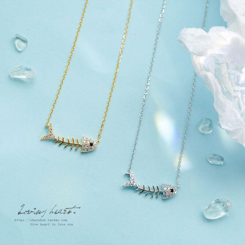 Chains Golden Color Fish Bone Fashion Woman Pendants Women's Chain Pentagram Jewelry Crystal Necklace Chokers Long Necklaces
Chains Golden Color Fish Bone Fashion Woman Pendants Women's Chain Pentagram Jewelry Crystal Necklace Chokers Long Necklaces