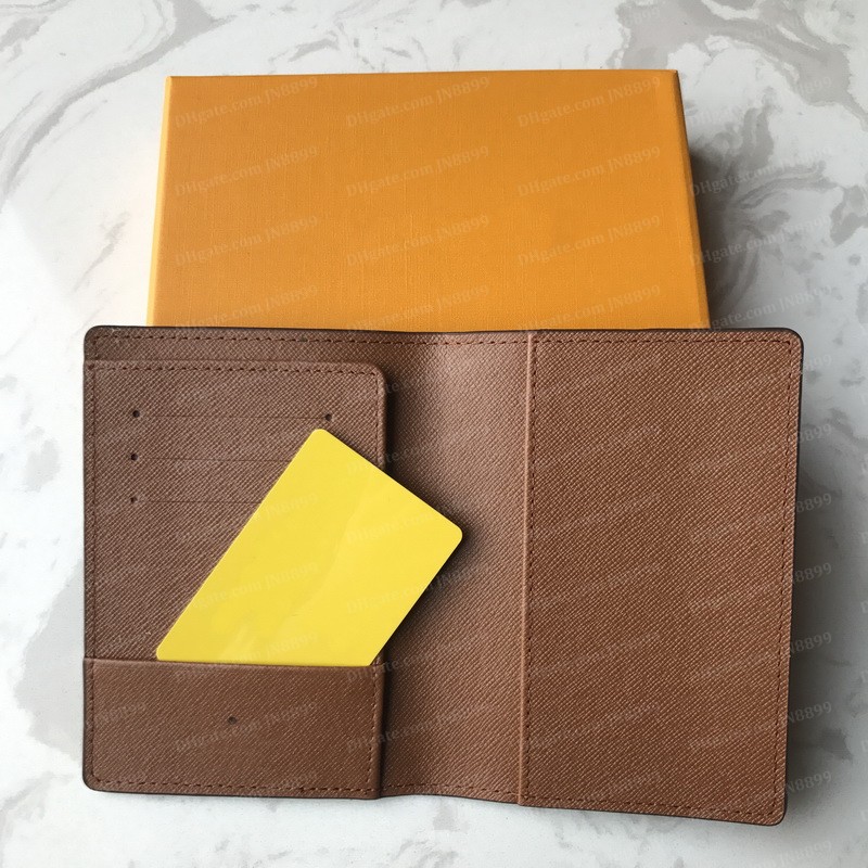Women Leather Passport Cover Credit Card Holder Purse Men Business Travel Passports Holders Wallet Covers Carteira Masculina With Original Box JN8899, Brown grid
Women Leather Passport Cover Credit Card Holder Purse Men Business Travel Passports Holders Wallet Covers Carteira Masculina With Original Box JN8899, Brown grid