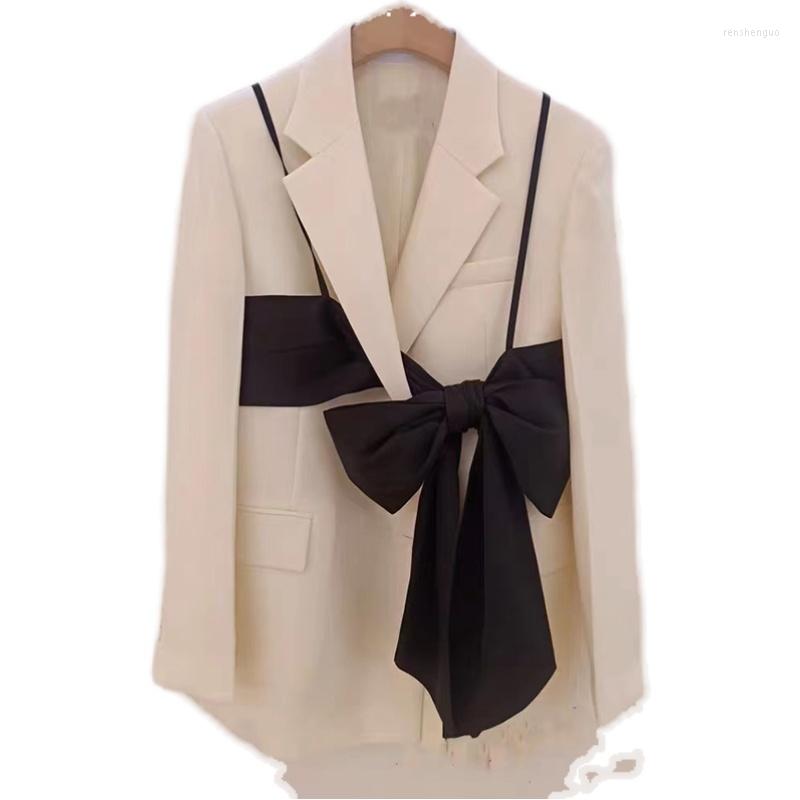 Women' Suits Women Blazer Full Sleeve Large Bow Loose Leisure White Suit Coat Fashion Temperament Female Jacket 2022 Autumn, Black
Women' Suits Women Blazer Full Sleeve Large Bow Loose Leisure White Suit Coat Fashion Temperament Female Jacket 2022 Autumn, Black