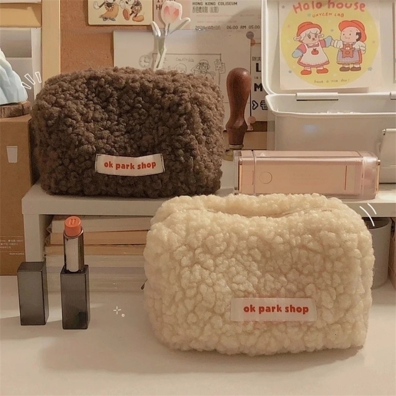 Cosmetic Bags Cases Lamb Hair Plush Storage Cute Stationery Large Capacity Travel Makeup Organizer 221114, Beige
Cosmetic Bags Cases Lamb Hair Plush Storage Cute Stationery Large Capacity Travel Makeup Organizer 221114, Beige