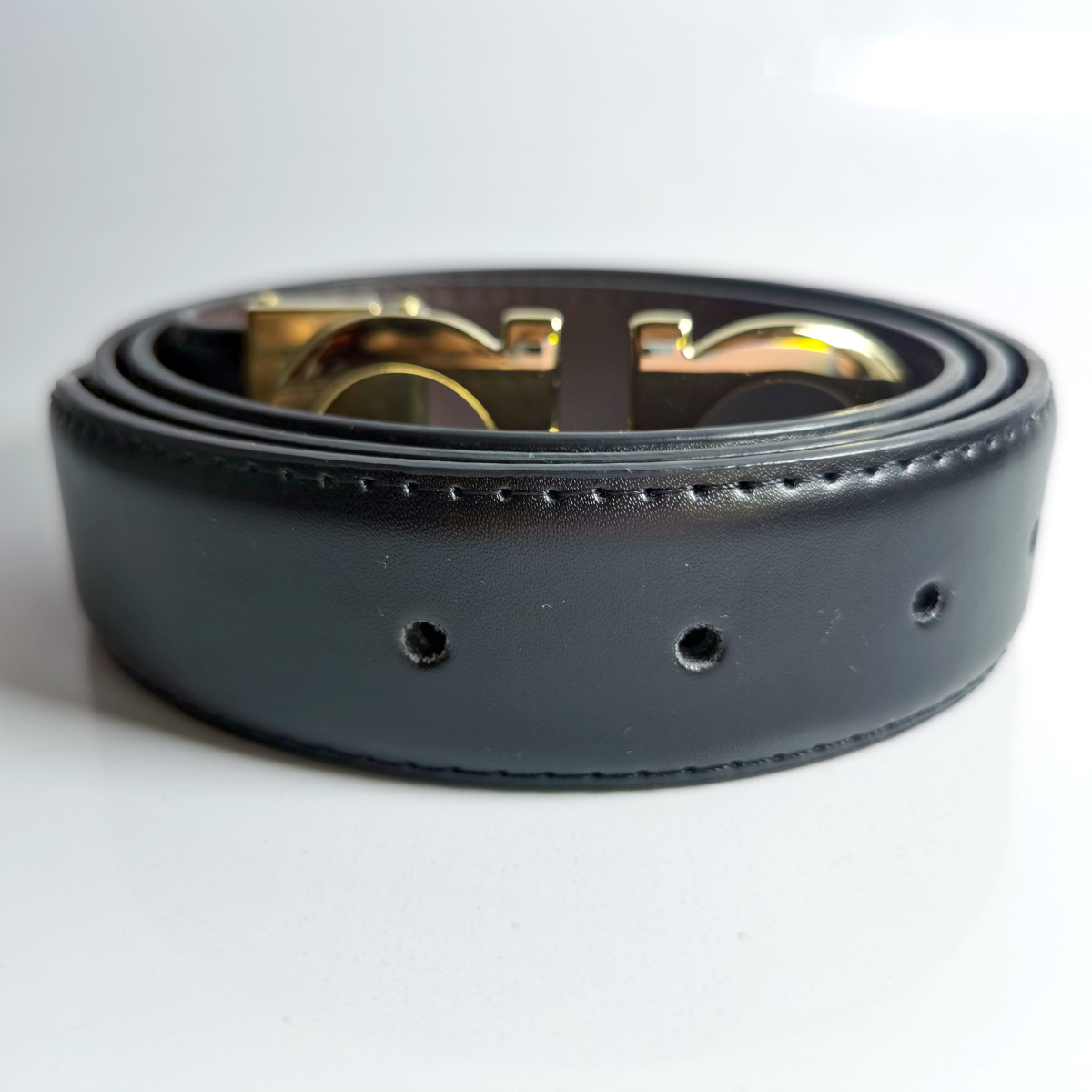 Men's Leather Belt Black and Brown Smooth Reversible Designer Belts 3.5cm Wide Belt
Men's Leather Belt Black and Brown Smooth Reversible Designer Belts 3.5cm Wide Belt