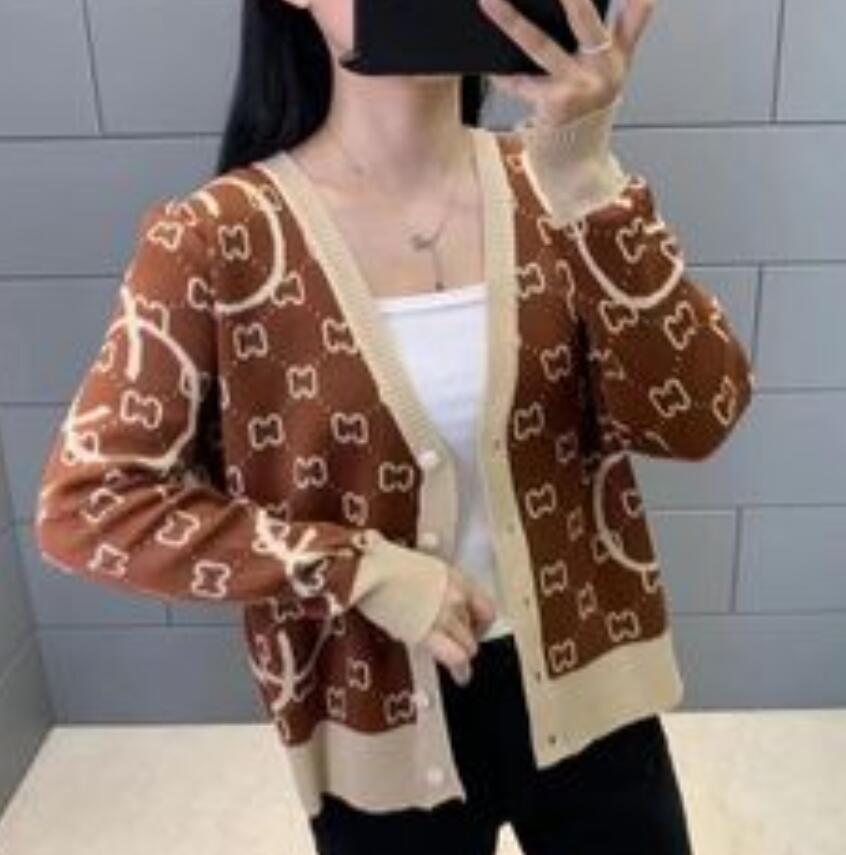 Women's Sweaters Knitted Cardigan New Popular Women's Small Fragrance Loose Top Early Autumn Ladies Coat Sweater, Red
Women's Sweaters Knitted Cardigan New Popular Women's Small Fragrance Loose Top Early Autumn Ladies Coat Sweater, Red