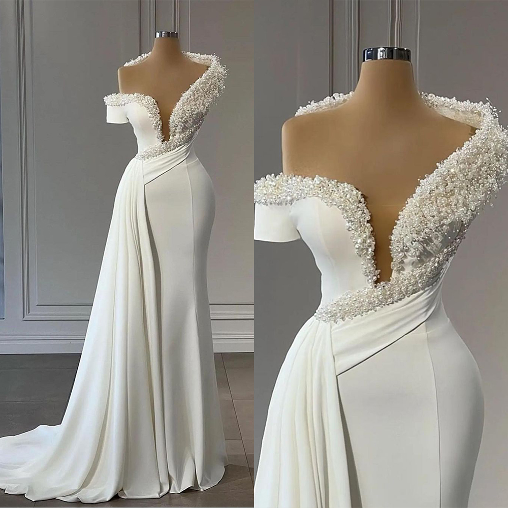 Glamorous Mermaid Wedding Dresses V-Neck Sleeveless One Shoulder with Beaded Pearl Stain Court Gown Custom Made Plus Size Bridal Dress Vestidos De Novia, Champagne
Glamorous Mermaid Wedding Dresses V-Neck Sleeveless One Shoulder with Beaded Pearl Stain Court Gown Custom Made Plus Size Bridal Dress Vestidos De Novia, Champagne
