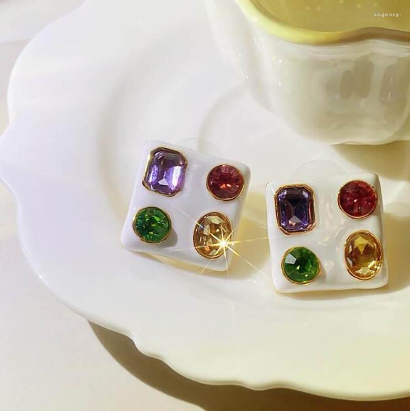 Stud Earrings Retro White Square Oil Drop Diamond Medieval Design Gorgeous Women Shiny Zircon Classic Earring
Stud Earrings Retro White Square Oil Drop Diamond Medieval Design Gorgeous Women Shiny Zircon Classic Earring