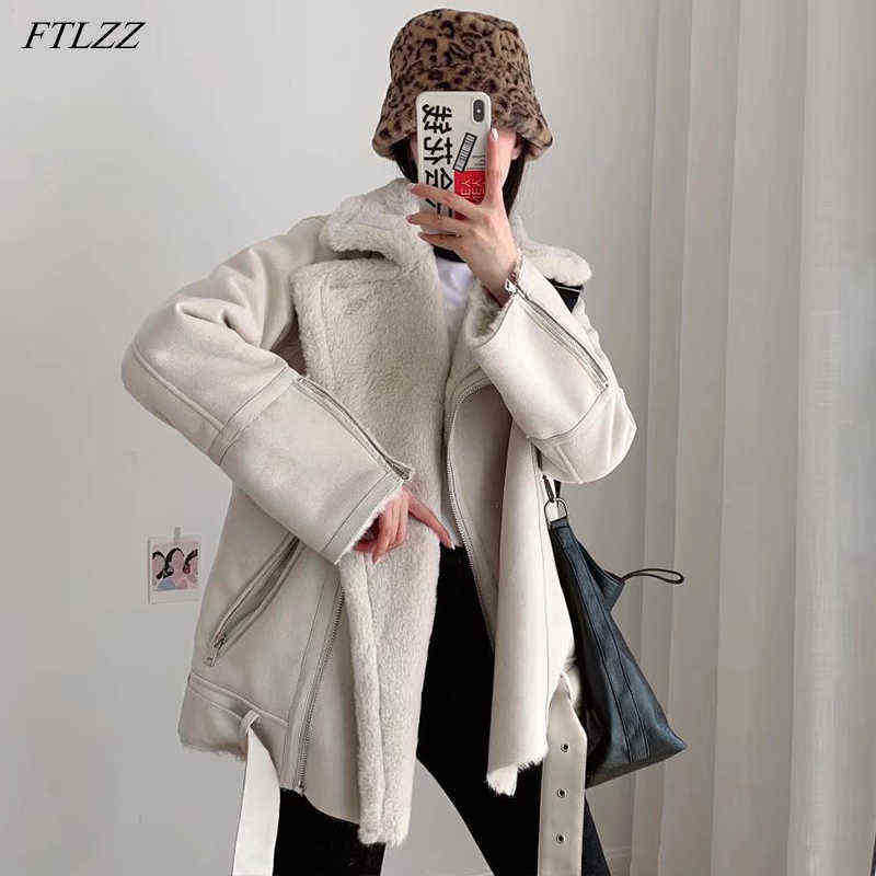 Ftlzz Winter Women Jacket Faux Leather Fur Splicing Leather Jacket Stand Collar Thickness Overcoat Female Loose Snow Warm Outfit J220727, Black
Ftlzz Winter Women Jacket Faux Leather Fur Splicing Leather Jacket Stand Collar Thickness Overcoat Female Loose Snow Warm Outfit J220727, Black