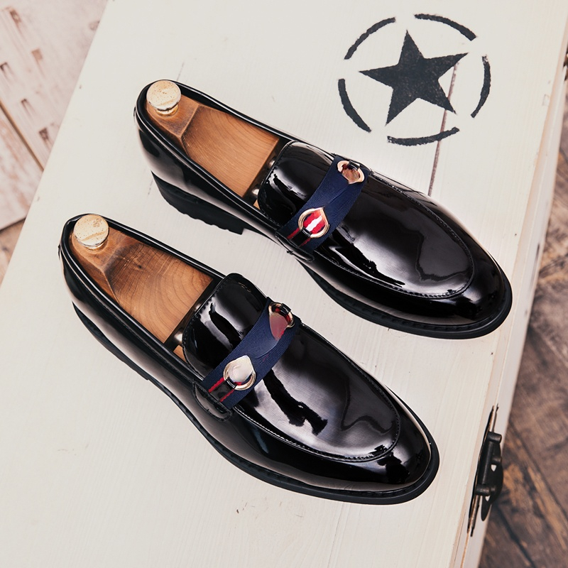 Loafers Men Shoes British Pointed Patent Leather Black PU Metal Buckle Fashion Business Casual Wedding Daily AD115
