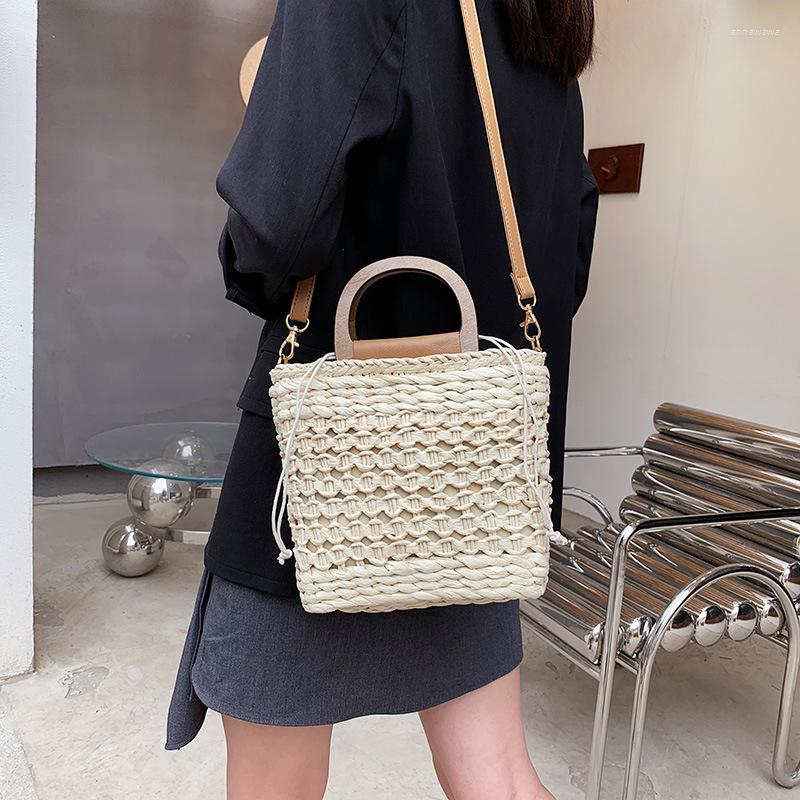 Evening Bags 2022 Summer Handmade For Women Beach Weaving Ladies Woven Bag Casual Lady Totes Shopping Handbag, Beige
Evening Bags 2022 Summer Handmade For Women Beach Weaving Ladies Woven Bag Casual Lady Totes Shopping Handbag, Beige