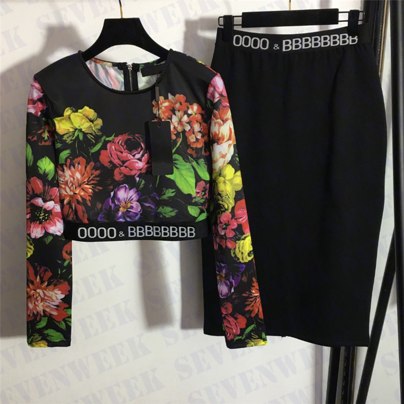 Designer Print Tops Dress Suits For Women Letter Webbing High Pullover Waist Short Skirts Fashion Sexy T Shirts Two Piece Sets, Extra shipping/no ship
Designer Print Tops Dress Suits For Women Letter Webbing High Pullover Waist Short Skirts Fashion Sexy T Shirts Two Piece Sets, Extra shipping/no ship