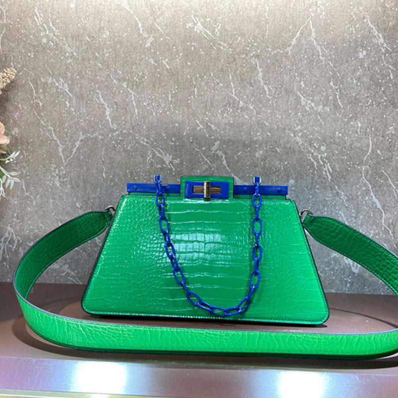 Chain Alligator Totes Bag 23/33cm Women Large Handbags Genuine Leather Crossbody Shoulder Shop Bags Purse Silver Hardware Twist Lock Pouch Detachable Inner Bag
Chain Alligator Totes Bag 23/33cm Women Large Handbags Genuine Leather Crossbody Shoulder Shop Bags Purse Silver Hardware Twist Lock Pouch Detachable Inner Bag