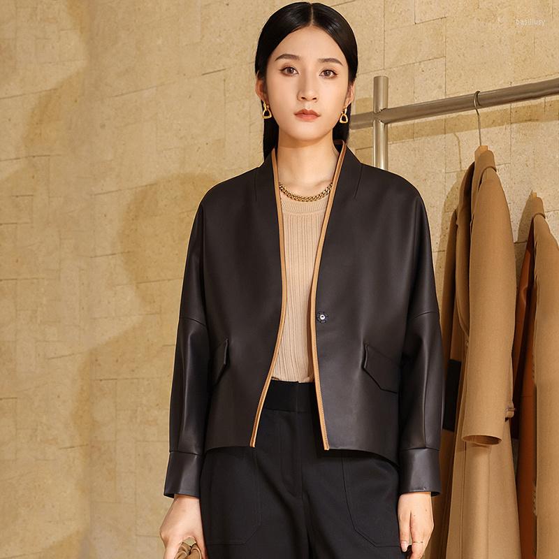 Women' Leather 2022 Sheepskin Coat Women' Casual Loose Short V-neck Single Button Bat Sleeve Real Jacket, Black
Women' Leather 2022 Sheepskin Coat Women' Casual Loose Short V-neck Single Button Bat Sleeve Real Jacket, Black