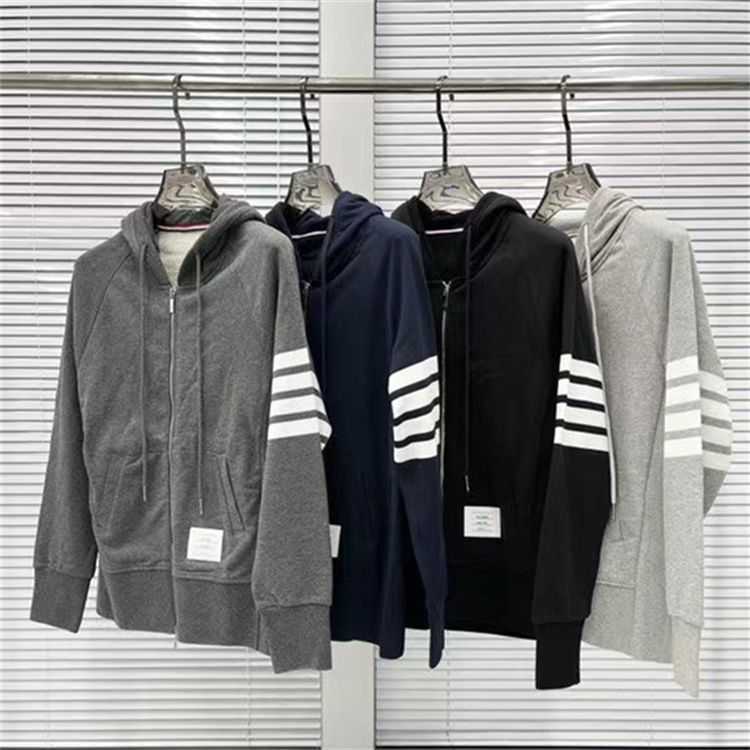 Casual Luxury Hoody Thoms Brownn stylist Hoodies Men Women Designer Sweater Tb Spring Men's Hoodie Coat Four Cotton High Quality Pollover, Dark gray
Casual Luxury Hoody Thoms Brownn stylist Hoodies Men Women Designer Sweater Tb Spring Men's Hoodie Coat Four Cotton High Quality Pollover, Dark gray