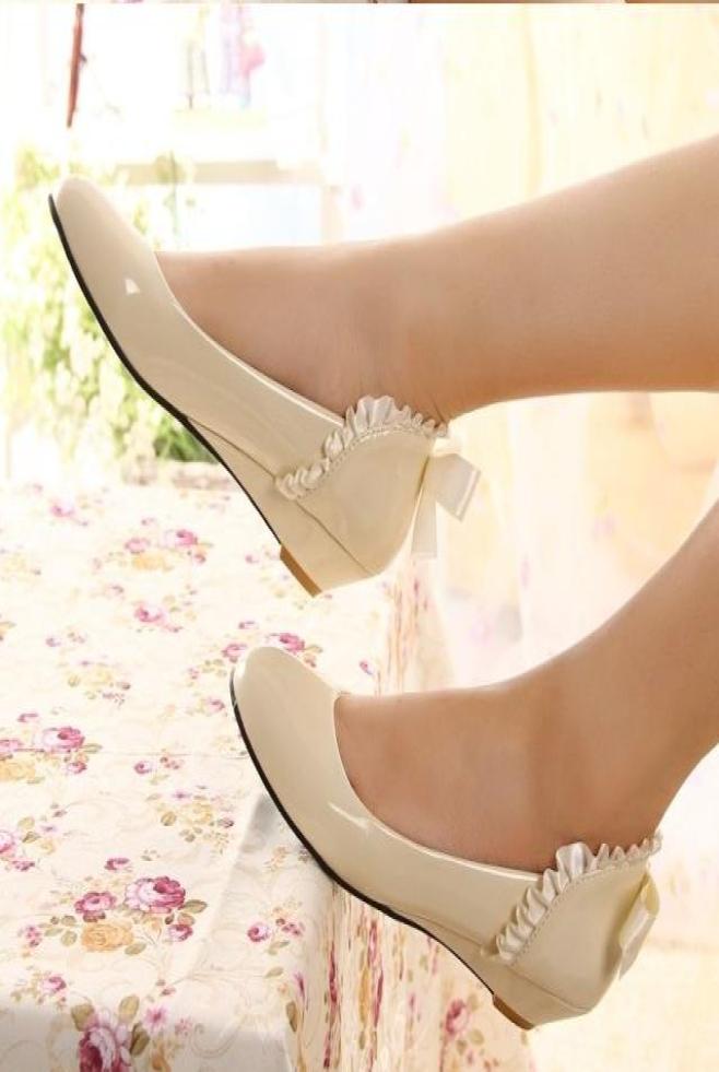 s Shiny Korean Version Of New Spring Shoes With A Single Slope In Sweet Bow Low Heel Shoes Pumps Women Shoes DL1861597081, Ecru white
s Shiny Korean Version Of New Spring Shoes With A Single Slope In Sweet Bow Low Heel Shoes Pumps Women Shoes DL1861597081, Ecru white