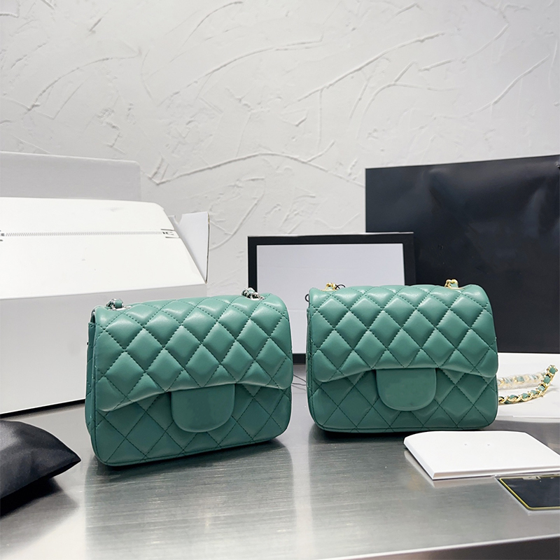 luxury bags designer handbag leather shoulder bag fashion ladies purse crossbody bag chain wallet quilt purses classic card holder handbags, Red silver chain
luxury bags designer handbag leather shoulder bag fashion ladies purse crossbody bag chain wallet quilt purses classic card holder handbags, Red silver chain
