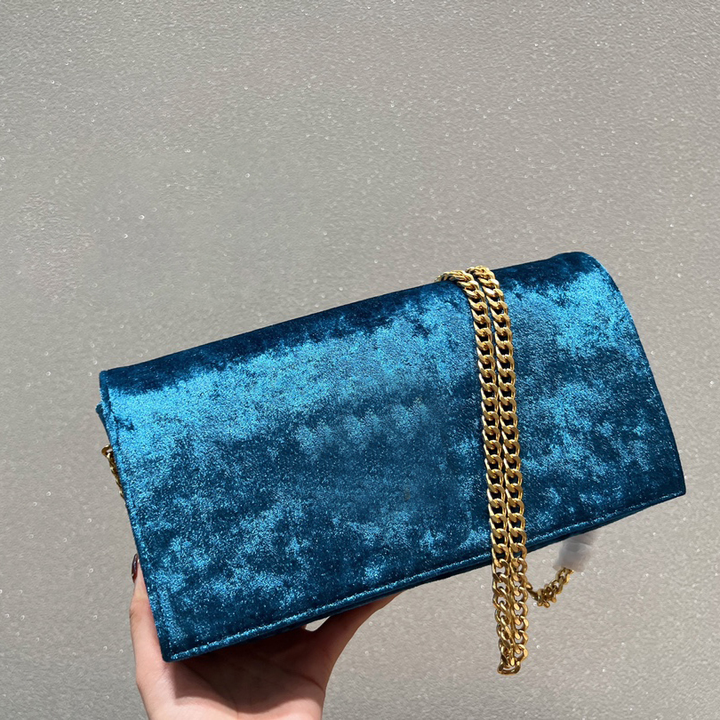 Designer Evening Bags Velvet Clutch Wallet Trendy WOC Chain Coin Purse Lady Shoulder Bags Fashion Small Womens Handbag Crossbody Luxury Sac Sacoche for Dinner Party, #1
Designer Evening Bags Velvet Clutch Wallet Trendy WOC Chain Coin Purse Lady Shoulder Bags Fashion Small Womens Handbag Crossbody Luxury Sac Sacoche for Dinner Party, #1