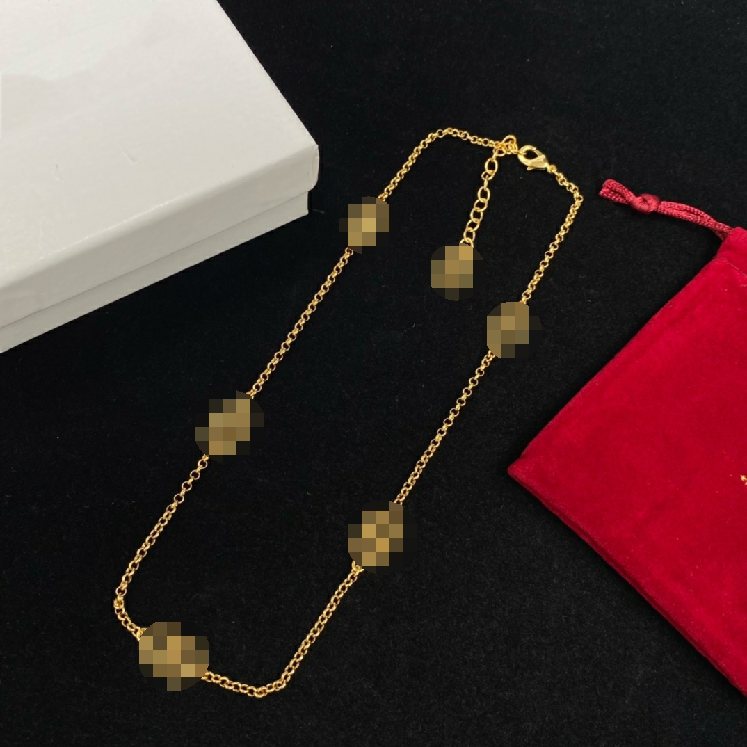 Luxury New Designed Necklaces D Leeter pendants women's Bracelet Brass 18K gold plated ladies Designer Jewelry HDN1 -03
Luxury New Designed Necklaces D Leeter pendants women's Bracelet Brass 18K gold plated ladies Designer Jewelry HDN1 -03