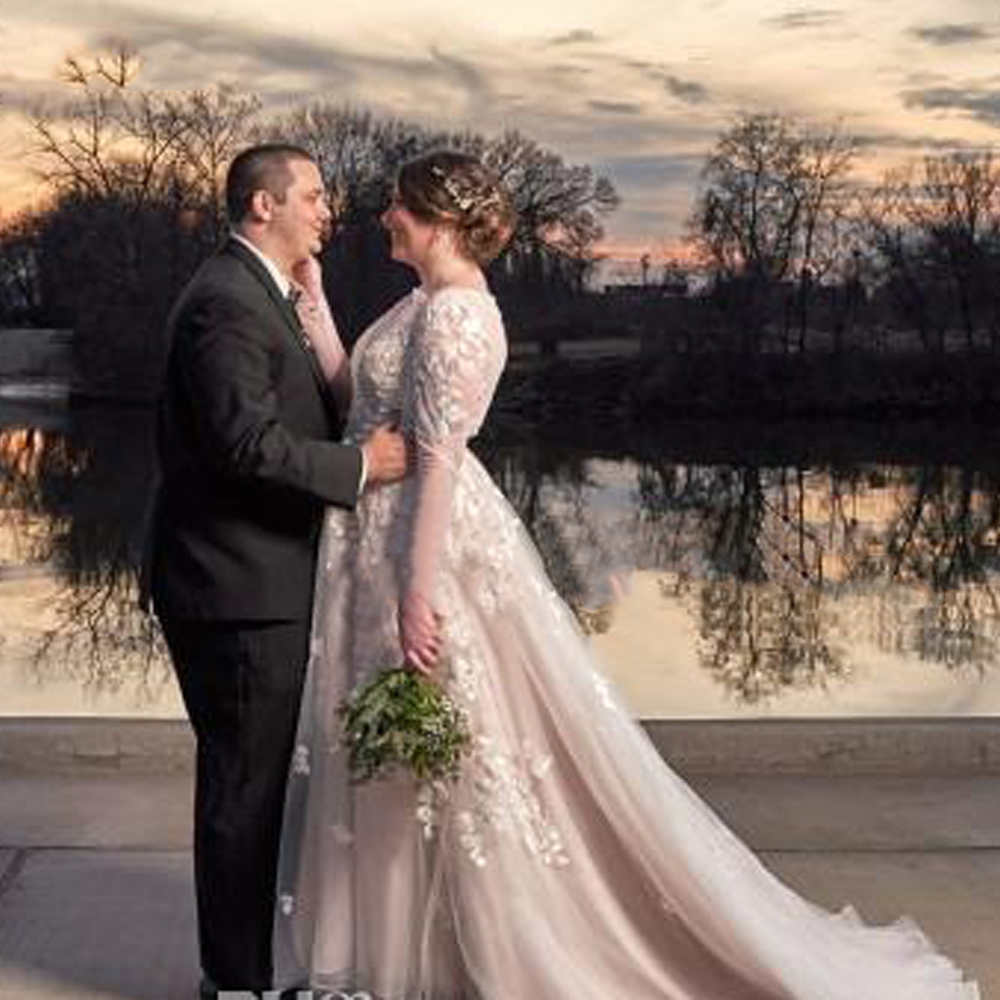 Blush Pink Wedding Dresses with Long Sleeve Elegant Lace Appliques Bridal Gowns Princess Wedding Party Dress Beaded Belt