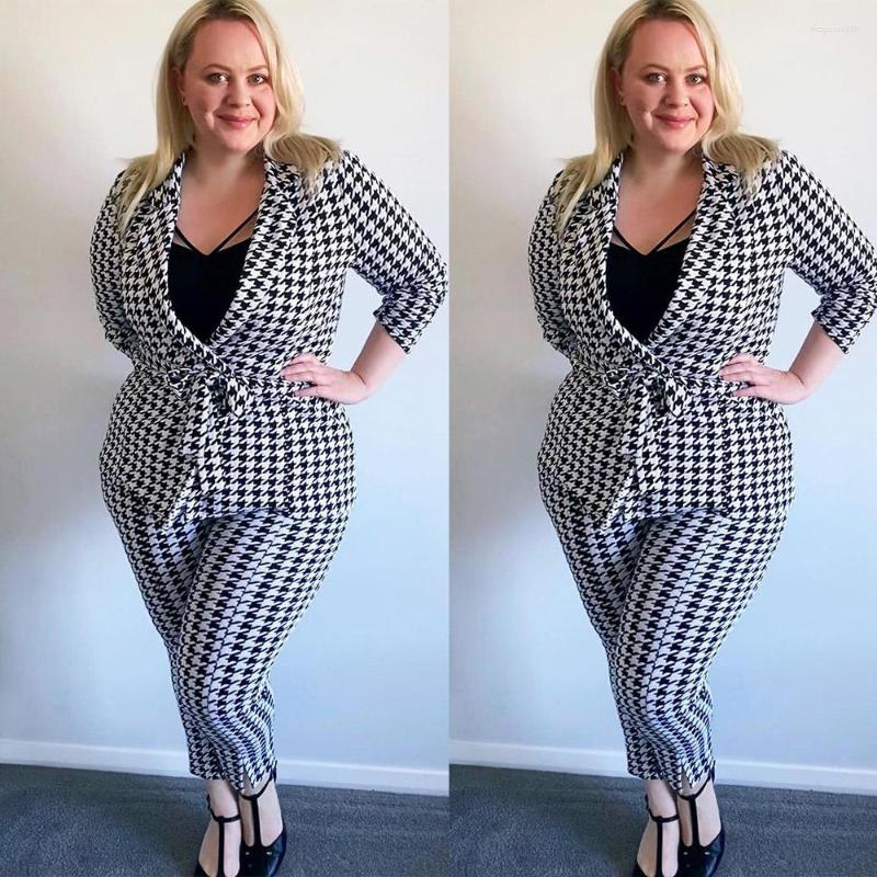 Women's Two Piece Pants Classic Casual Women's Plaid Blazer Suit With Designed Slim Fit Warm Winter Sexy Jacket 2 Pieces Set, Picture color
Women's Two Piece Pants Classic Casual Women's Plaid Blazer Suit With Designed Slim Fit Warm Winter Sexy Jacket 2 Pieces Set, Picture color