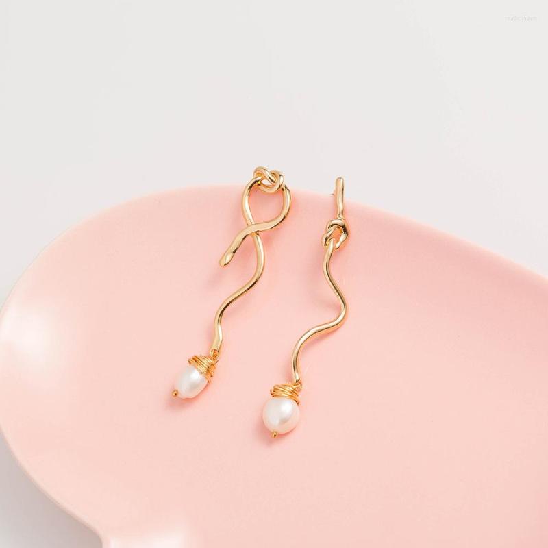 Stud Earrings Fashionable Knotted Jewelry Natural Freshwater Pearl Female Accessories
Stud Earrings Fashionable Knotted Jewelry Natural Freshwater Pearl Female Accessories