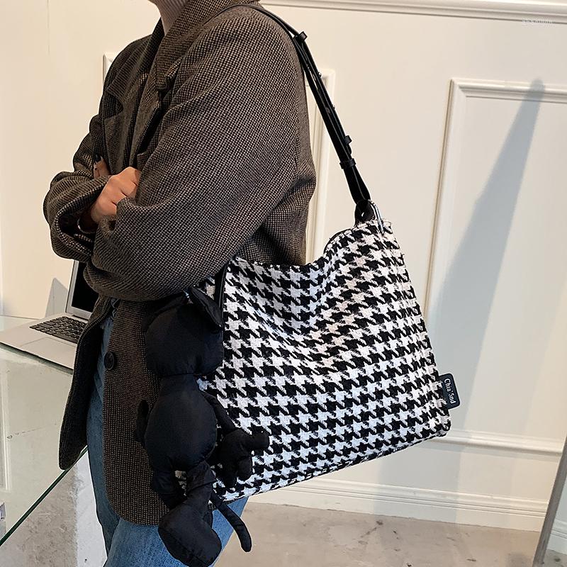 Evening Bags Casual Women Canvas Handbags High Quality Large Capacity Ladies Shoulder Travel Fashion Designer Female Tote Messenger Bag, Black
Evening Bags Casual Women Canvas Handbags High Quality Large Capacity Ladies Shoulder Travel Fashion Designer Female Tote Messenger Bag, Black