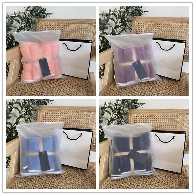 Designer Towel Classic Letter Soft Pure Cotton Face Towel Bath Towels Sets Luxurys Home Absorbent For Men Women Washcloth With Gift Bag, As picture
Designer Towel Classic Letter Soft Pure Cotton Face Towel Bath Towels Sets Luxurys Home Absorbent For Men Women Washcloth With Gift Bag, As picture