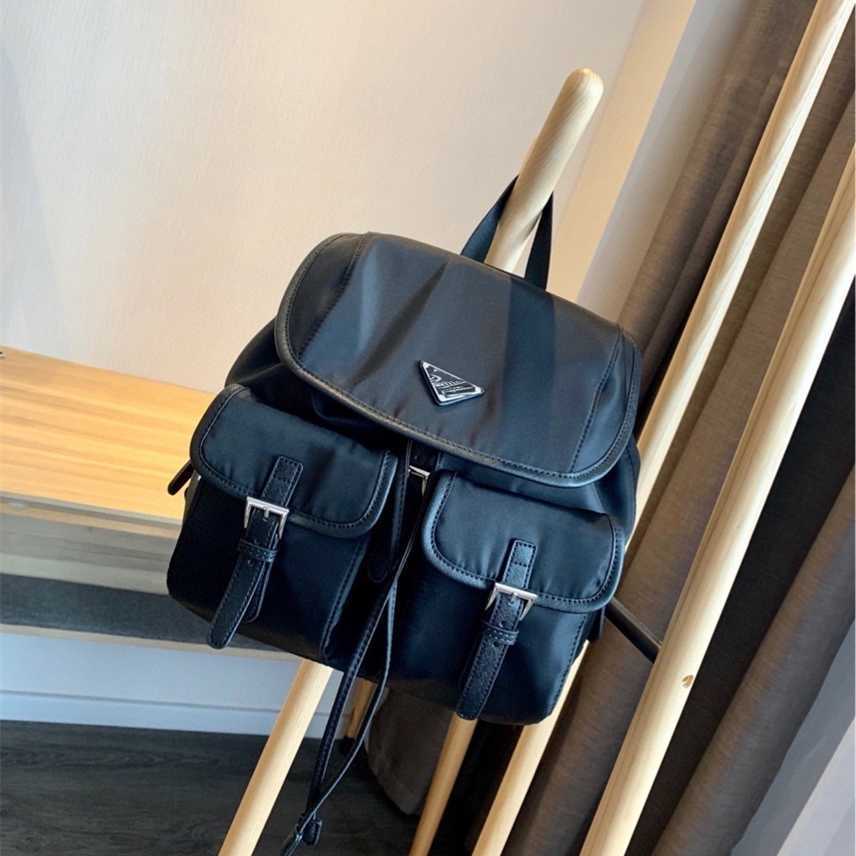 Clearance The new neutral backpack canvas can be used by both men and women, Black
Clearance The new neutral backpack canvas can be used by both men and women, Black