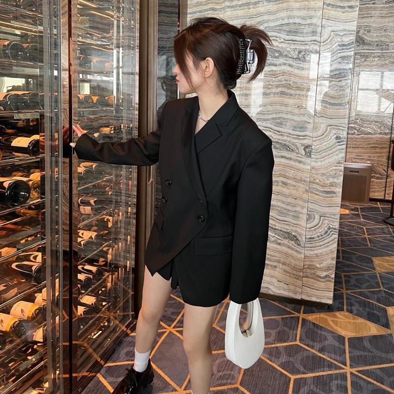 Women' Suits 2023 Spring Autumn Black Suit Jacket Irregular Cutting Chic Women' Vintage Slit Blazer Outwear
Women' Suits 2023 Spring Autumn Black Suit Jacket Irregular Cutting Chic Women' Vintage Slit Blazer Outwear