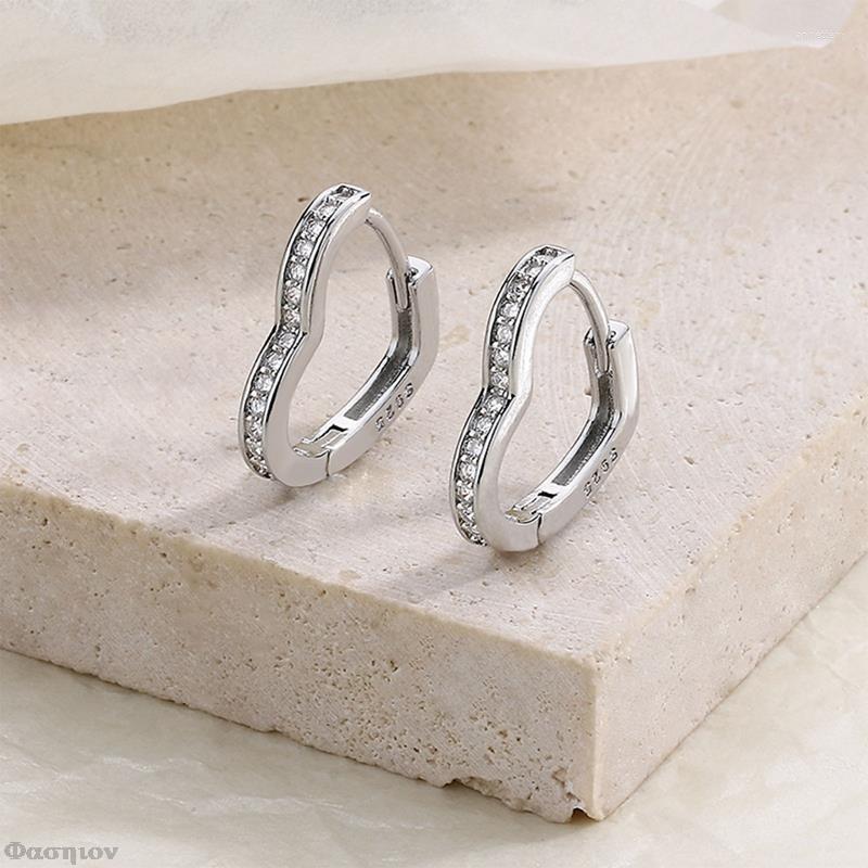 Hoop Earrings Small Heart Women Luxury Micro Paved CZ Crystal Round Rose Gold Girls Fashion Party Jewelry Gifts Brincos 
Hoop Earrings Small Heart Women Luxury Micro Paved CZ Crystal Round Rose Gold Girls Fashion Party Jewelry Gifts Brincos