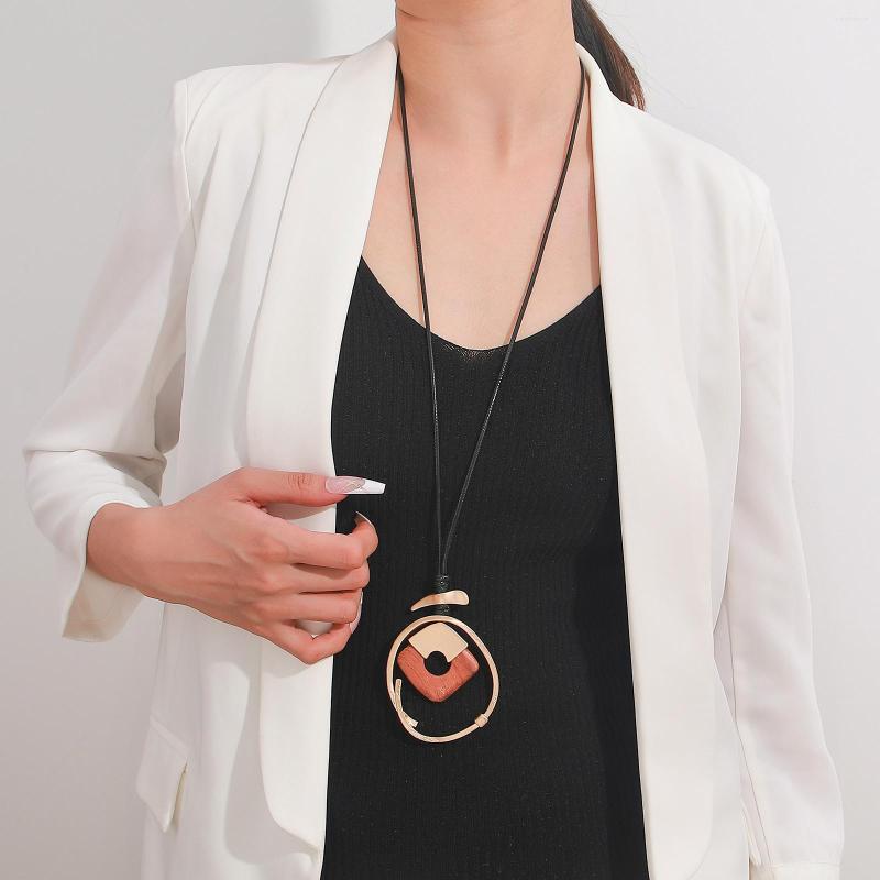 Pendant Necklaces ALLYES Vintage Statement Collares Necklace With Wood Geometric Stitching Suspension Pendants For Women Charm Jewelry
Pendant Necklaces ALLYES Vintage Statement Collares Necklace With Wood Geometric Stitching Suspension Pendants For Women Charm Jewelry
