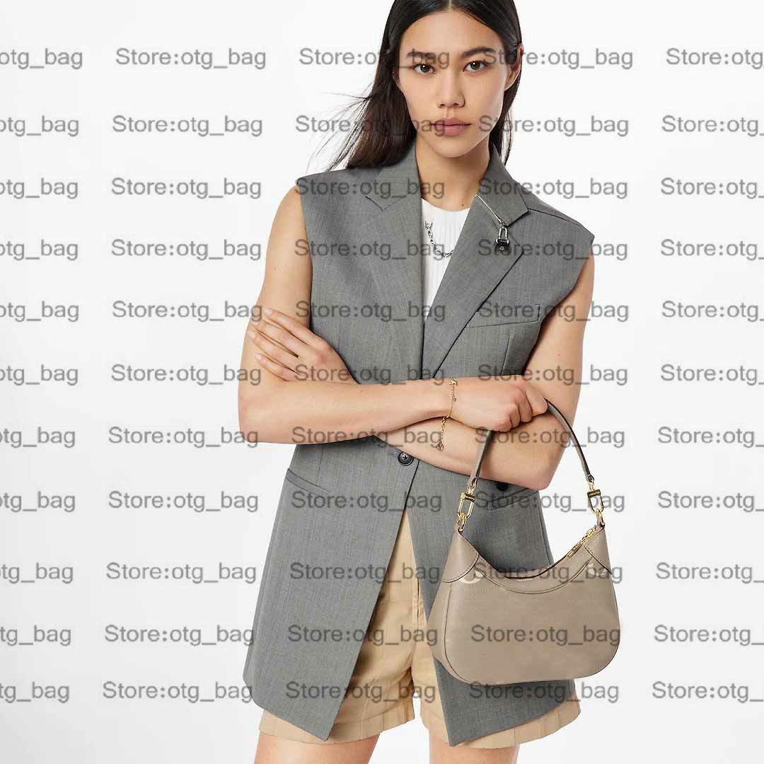 Bagatelle BB Bag Rose Trianon Creme Monograms Empreinte Women Croissant Luxurys Designers Shoulder Bags Crossbody Ladies Underarm Handbag M46112 M46002 M46301, Customize
Bagatelle BB Bag Rose Trianon Creme Monograms Empreinte Women Croissant Luxurys Designers Shoulder Bags Crossbody Ladies Underarm Handbag M46112 M46002 M46301, Customize