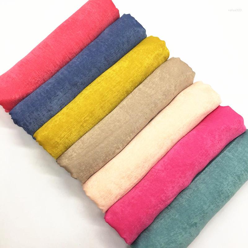 Scarves 2022 Plain Color Silk Print Shawls Women Solid Muslim Hijab Muffler Foulard Wholesale 19 10pcs/lot
Scarves 2022 Plain Color Silk Print Shawls Women Solid Muslim Hijab Muffler Foulard Wholesale 19 10pcs/lot