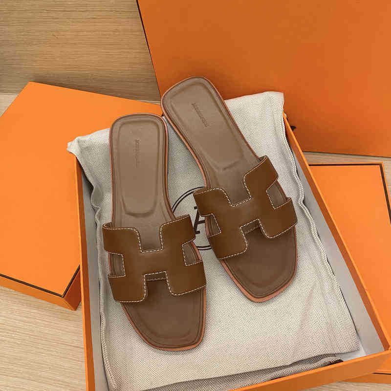 Net 2023 Designer herms Slipper Summer Red Rhinestone H-shaped Slippers Women Wear Fashionable Flat Bottom Leather Flip Flops and Beach Sandals QVOD LT7D
Net 2023 Designer herms Slipper Summer Red Rhinestone H-shaped Slippers Women Wear Fashionable Flat Bottom Leather Flip Flops and Beach Sandals QVOD LT7D