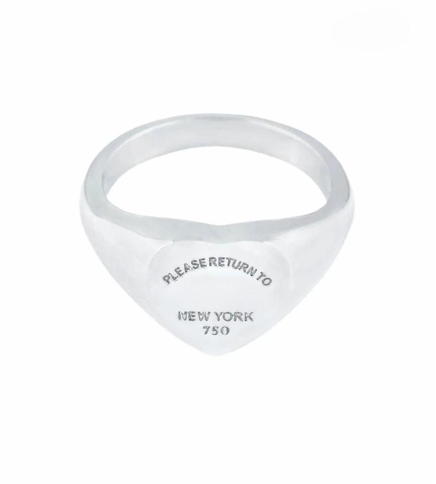 Newest t edition Stainless Women Mens Band ring PLEASE RETURN TO NEW YORK Heart jewelry Rings Gold Silver Rose Color242w7436962
Newest t edition Stainless Women Mens Band ring PLEASE RETURN TO NEW YORK Heart jewelry Rings Gold Silver Rose Color242w7436962