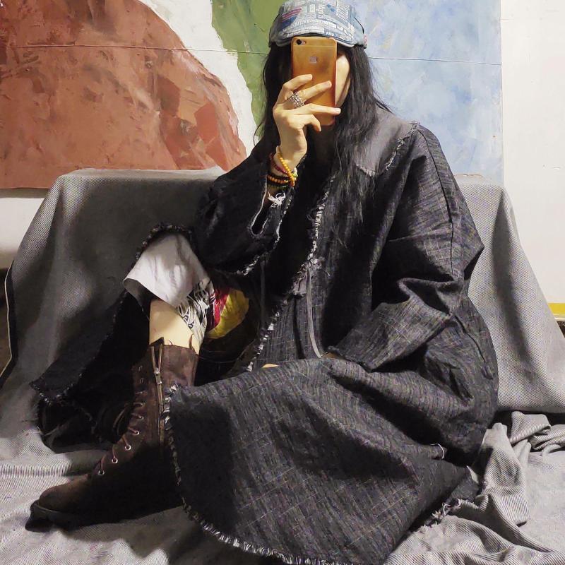 Women's Trench Coats Women Autumn Retro Denim Ripped Patchwork Coat Long Outerwear Ladies Vintage Embroidered Female Topcoat 2022, Black
Women's Trench Coats Women Autumn Retro Denim Ripped Patchwork Coat Long Outerwear Ladies Vintage Embroidered Female Topcoat 2022, Black