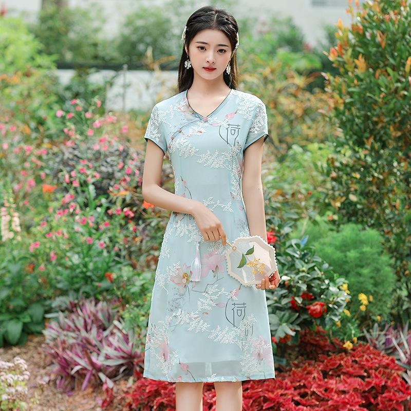 Ethnic Clothing FZSLCYIYI Traditional Floral Printed Short Sleeve Chiffon Improve V-Neck Aodai Qipao Ladies Oriental Style Wedding Cheongsam
Ethnic Clothing FZSLCYIYI Traditional Floral Printed Short Sleeve Chiffon Improve V-Neck Aodai Qipao Ladies Oriental Style Wedding Cheongsam
