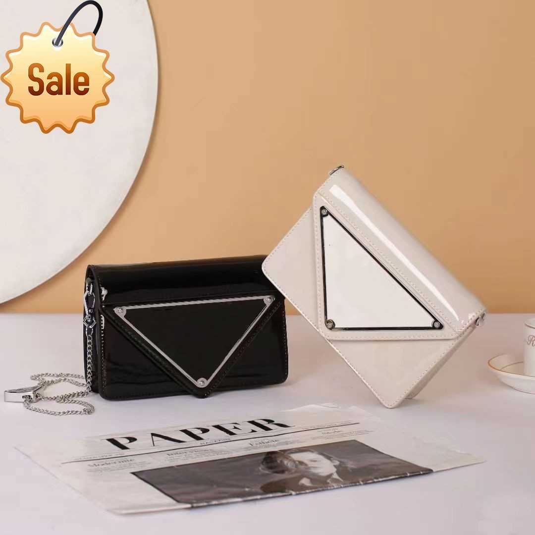 Women's Luxury Designer Shoulder Bags Tote New Fashion Triangle Cross-body Single Shoulder Bag Delicate Chain Small Square Envelope Purse Factory Direct Sales, Black
Women's Luxury Designer Shoulder Bags Tote New Fashion Triangle Cross-body Single Shoulder Bag Delicate Chain Small Square Envelope Purse Factory Direct Sales, Black