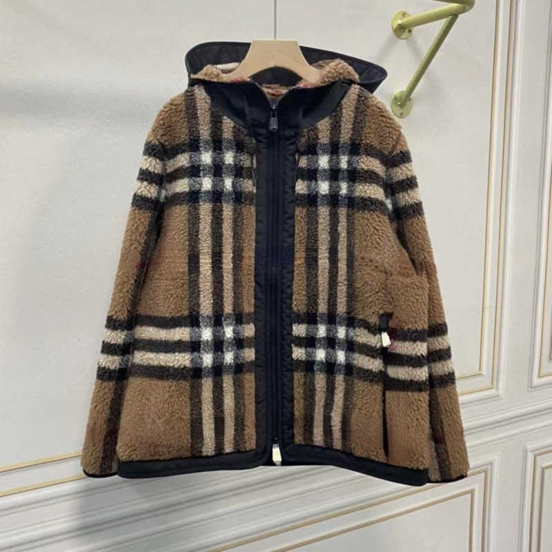 Winter hooded jacket mens woolen coat burb designer jackets men women Parkas coats fashionable plaid Windbreaker, Brown-usa size
Winter hooded jacket mens woolen coat burb designer jackets men women Parkas coats fashionable plaid Windbreaker, Brown-usa size