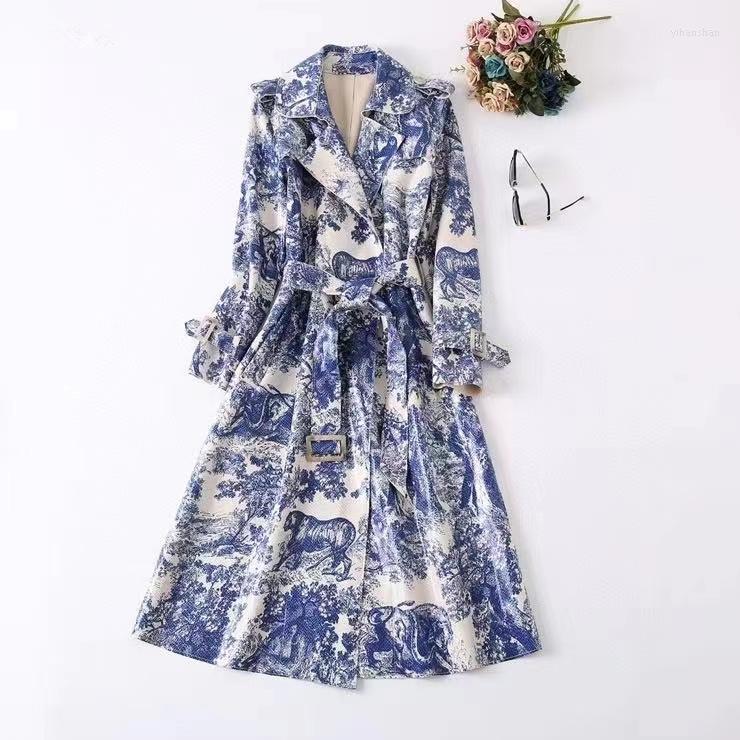 Women' Trench Coats European And American Women' Wear For Winter 2022 Long Sleeve Blue Animal Print Belt Fashionable Suede Coat
Women' Trench Coats European And American Women' Wear For Winter 2022 Long Sleeve Blue Animal Print Belt Fashionable Suede Coat