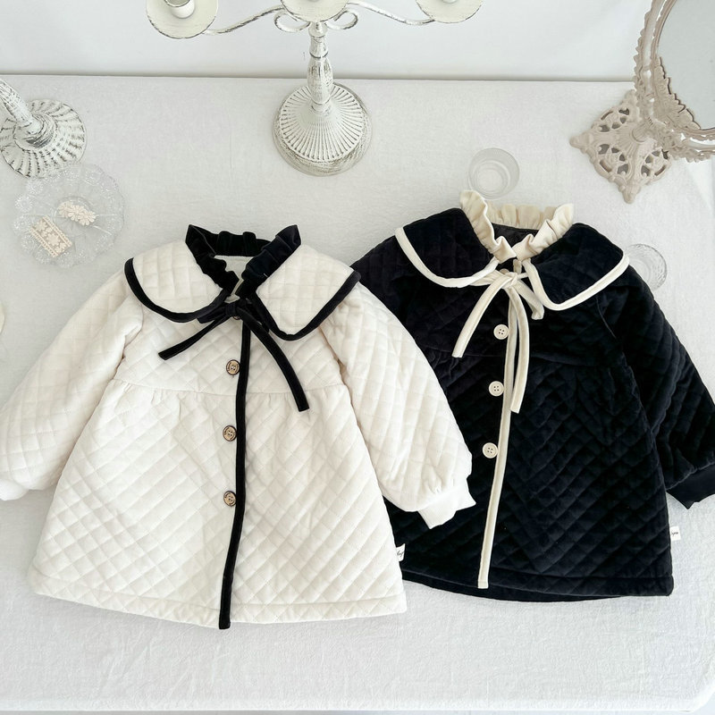 Rompers 04y Baby Girls Winter Clothes Korean Girl's Long Cotton Down Coat Princess Born Padded Parka Jackets Warm Outerwear 221114, As per picture
Rompers 04y Baby Girls Winter Clothes Korean Girl's Long Cotton Down Coat Princess Born Padded Parka Jackets Warm Outerwear 221114, As per picture