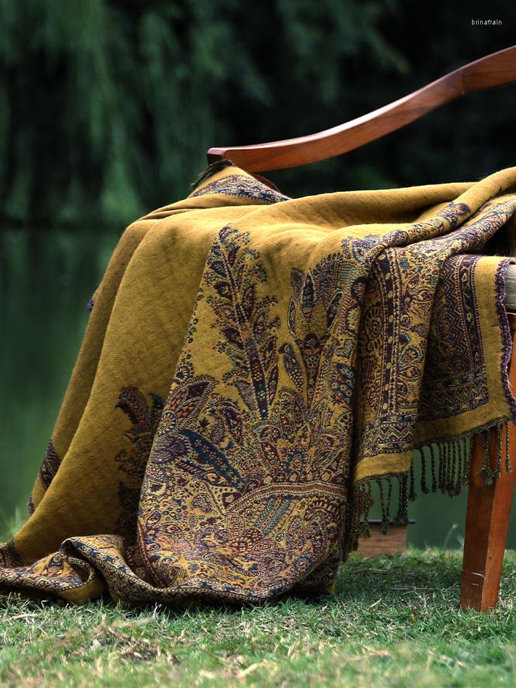 Scarves Double Color Boiled Wool Plus Square Scarf Blanket Warm In Autumn And Winter Thickened Shawl Dual-use
Scarves Double Color Boiled Wool Plus Square Scarf Blanket Warm In Autumn And Winter Thickened Shawl Dual-use