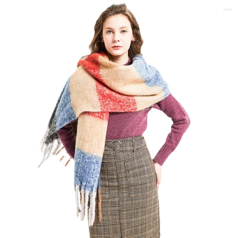 Scarves CHENKIO Women's Fashion Long Shawl Winter Thick Warm Knit Large Plaid Tassel Scarf Female Foulard Blanket Luxury
Scarves CHENKIO Women's Fashion Long Shawl Winter Thick Warm Knit Large Plaid Tassel Scarf Female Foulard Blanket Luxury