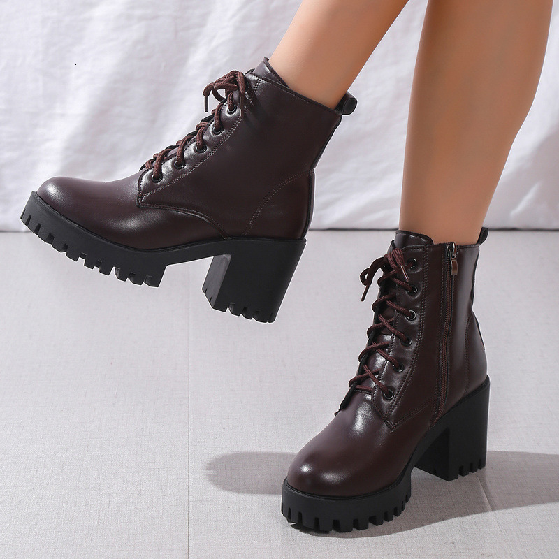 Boots Luxury Chelsea Women Leather Ladies Chunky Winter Shoes Platform Ankle Slip On Thick Heel brown long boots 221114, Black
Boots Luxury Chelsea Women Leather Ladies Chunky Winter Shoes Platform Ankle Slip On Thick Heel brown long boots 221114, Black