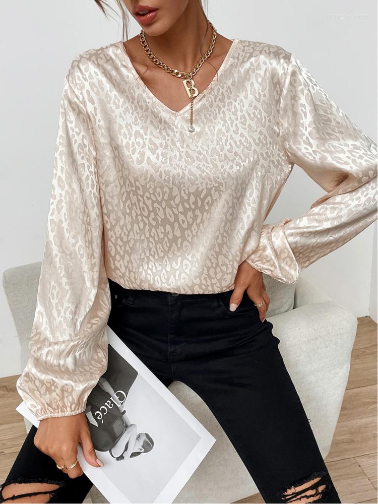 Women' Blouses DGIRL Women' Early Spring V-neck Pullover Leopard Shirt Simulation Silk Jacquard Long-sleeved Top 2022, Black
Women' Blouses DGIRL Women' Early Spring V-neck Pullover Leopard Shirt Simulation Silk Jacquard Long-sleeved Top 2022, Black