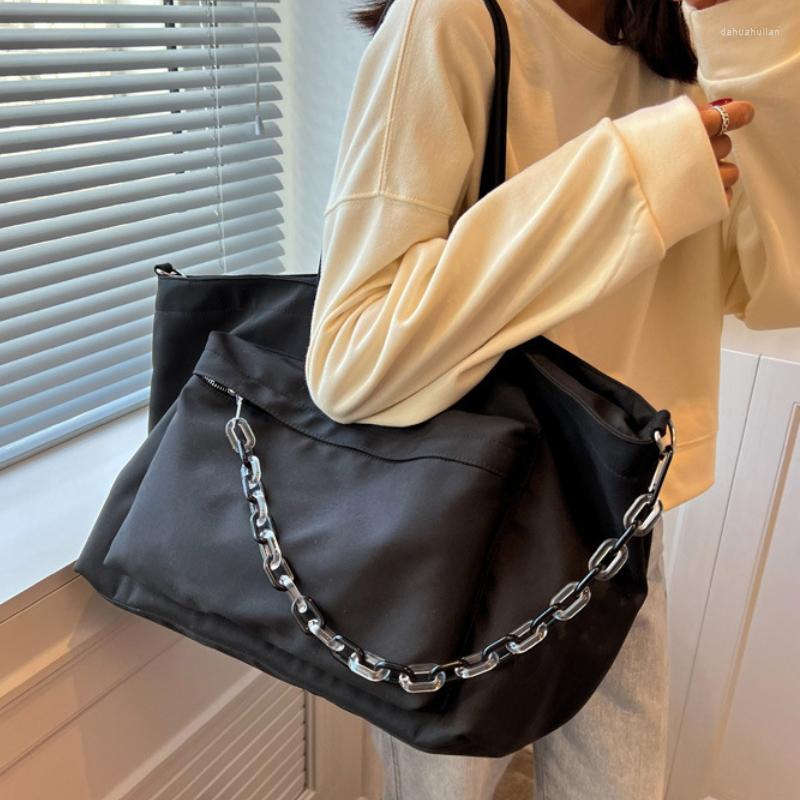 Evening Bags Large Capacity Nylon Tote With Thick Chain Shoulder Bag Women Travel Female Luxury Handbags Designer Sac A Main Femme, Black
Evening Bags Large Capacity Nylon Tote With Thick Chain Shoulder Bag Women Travel Female Luxury Handbags Designer Sac A Main Femme, Black