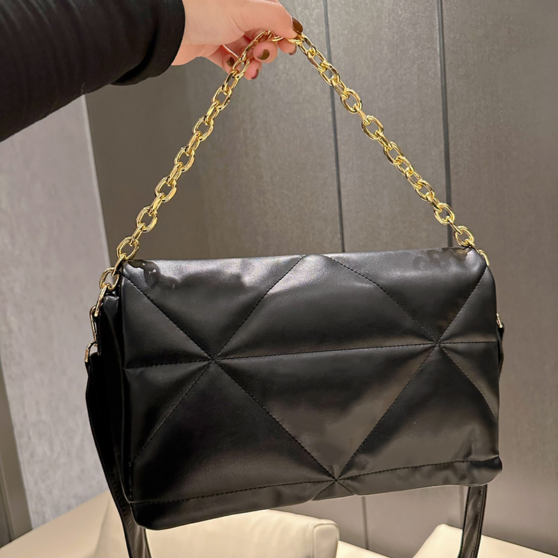 Pravda Prade Prads Luxury Designer Fashion bags womens cross body canvas shoulder lady chains purses Composite Chest Tote messenger hobo high quality 8IBS, Box
Pravda Prade Prads Luxury Designer Fashion bags womens cross body canvas shoulder lady chains purses Composite Chest Tote messenger hobo high quality 8IBS, Box