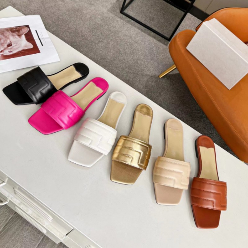 New Fashion Women's Slippers Designer Top Sandals Leather Beach Shoes Outdoor Rubber Flat Bottom Letter Leather One word Herringbone Jelly Color Platform 36-42