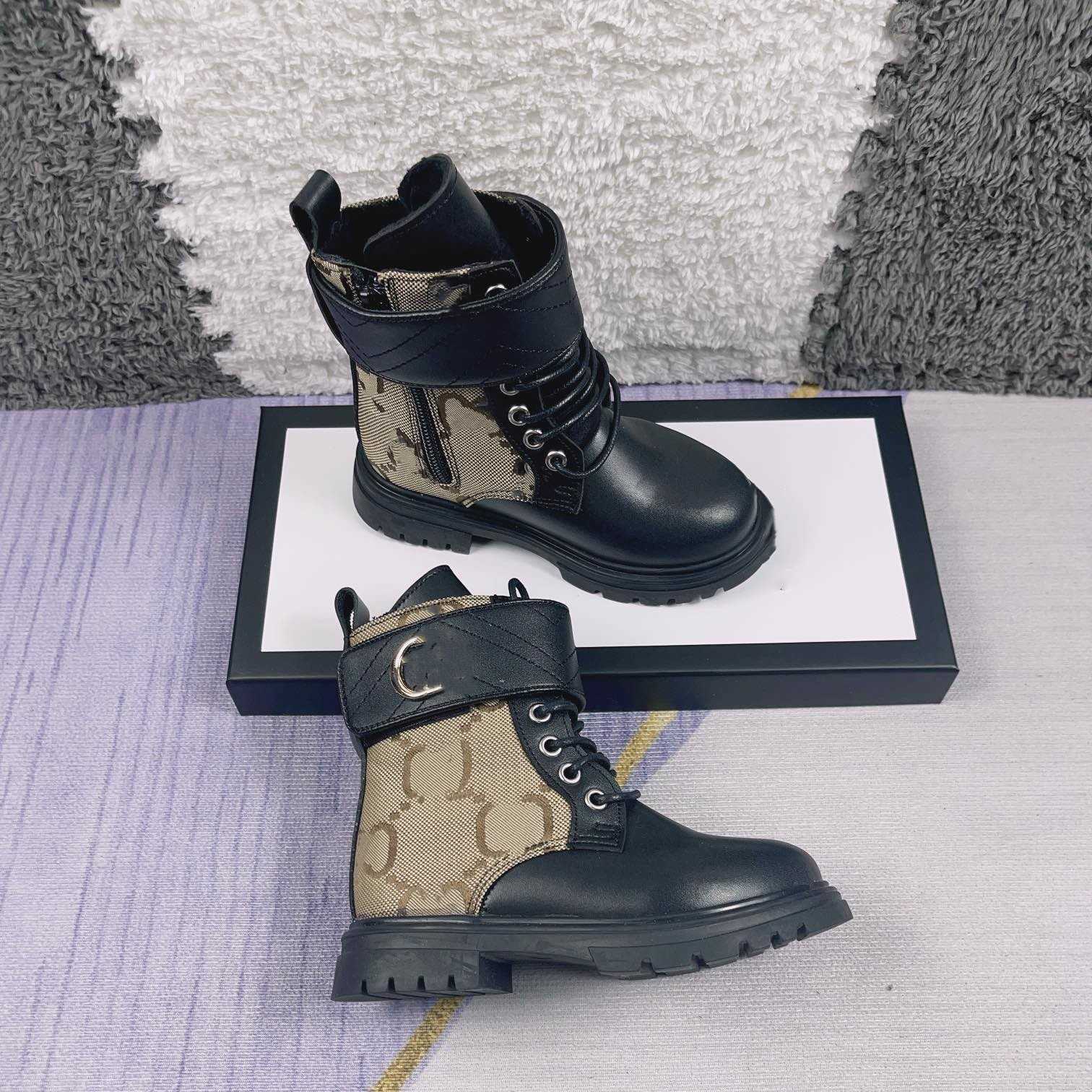 Boots Designer kids Brand Love Medal cowboy Boot Winter Genuine Leather Coarse High Heel Shoes Luxury Desert G Chunky Heeled buckle trendy, Cxgux2
Boots Designer kids Brand Love Medal cowboy Boot Winter Genuine Leather Coarse High Heel Shoes Luxury Desert G Chunky Heeled buckle trendy, Cxgux2