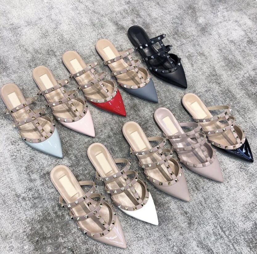Brand Ladies Flat Slippers Sexy Rivet Slippers Women Summer Half Toe Wedding Bar Lawn Fashion Sandals Pointed Cowhide
Brand Ladies Flat Slippers Sexy Rivet Slippers Women Summer Half Toe Wedding Bar Lawn Fashion Sandals Pointed Cowhide