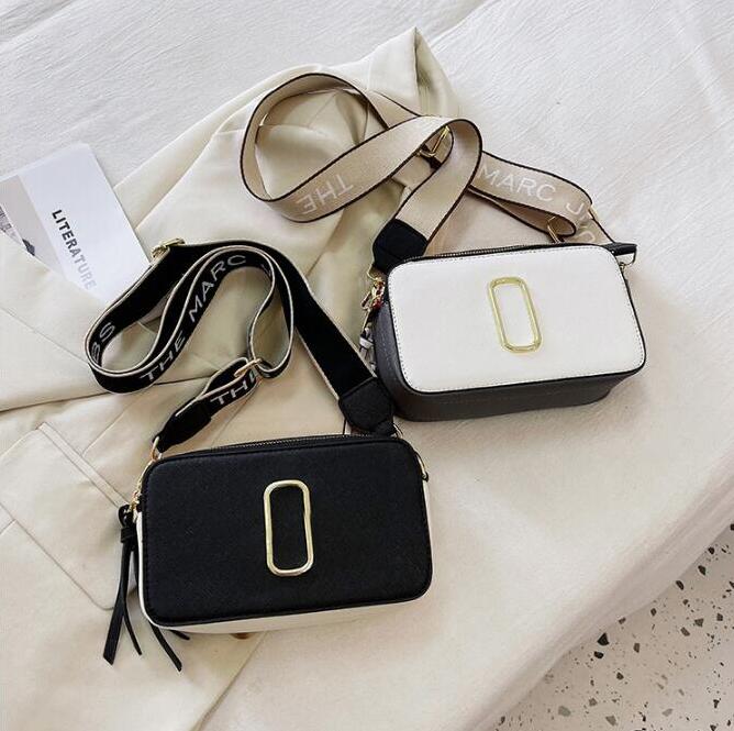 Retail Women Bags New 2022 Contrast Color Small Square Bag Trend Letter Single Shoulder Messenger Bag JH003, Photo- orange
Retail Women Bags New 2022 Contrast Color Small Square Bag Trend Letter Single Shoulder Messenger Bag JH003, Photo- orange