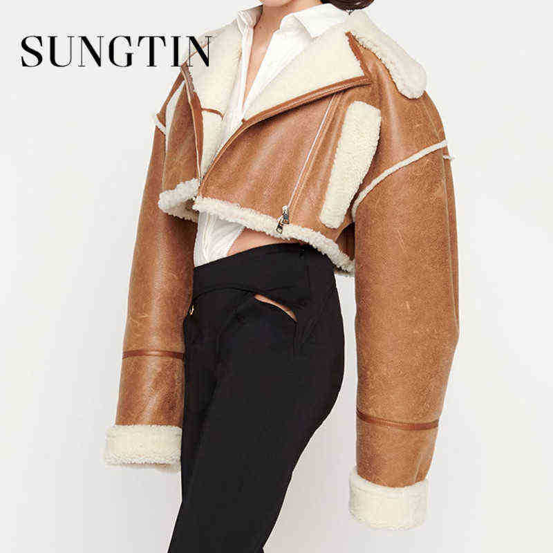 Sungtin Winter Thicken Warm Lambwool Faux Leather Jacket Women Lapel Fleece Jackets Jacket Female 4 Color Fashion Crop Clothing J220727, Apricot.
Sungtin Winter Thicken Warm Lambwool Faux Leather Jacket Women Lapel Fleece Jackets Jacket Female 4 Color Fashion Crop Clothing J220727, Apricot.